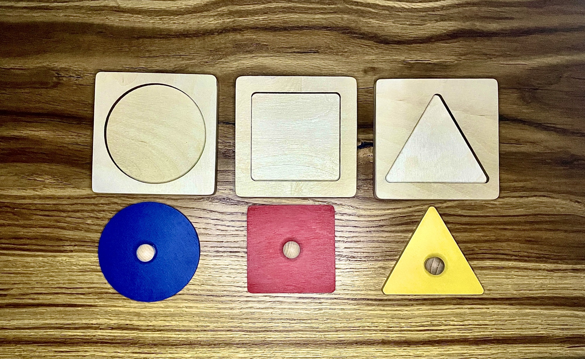 Puzzle montessori koło kwadrat trójkąt - obrazek 2