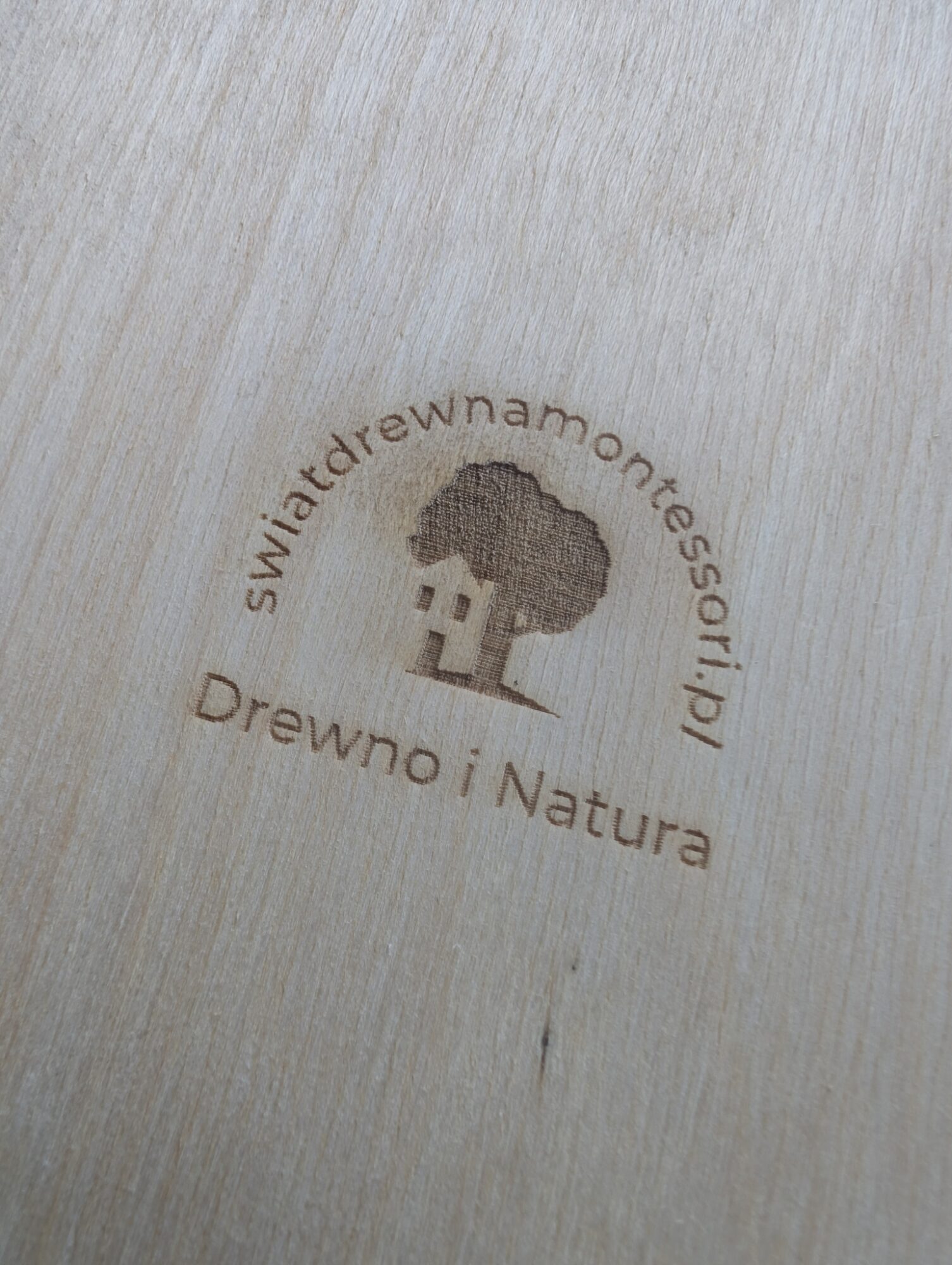 Drewniany krzyż z Jezusem - obrazek 8